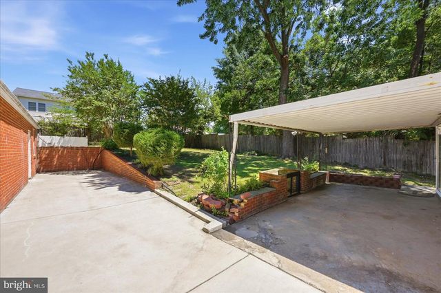 3112 GROVETON ST, Alexandria, VA 22306