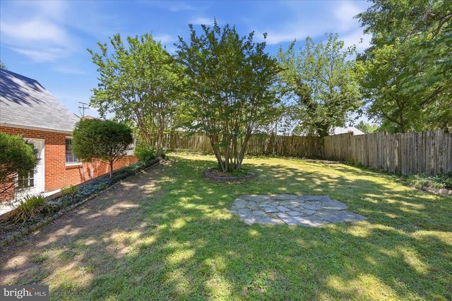 3112 GROVETON ST, Alexandria, VA 22306