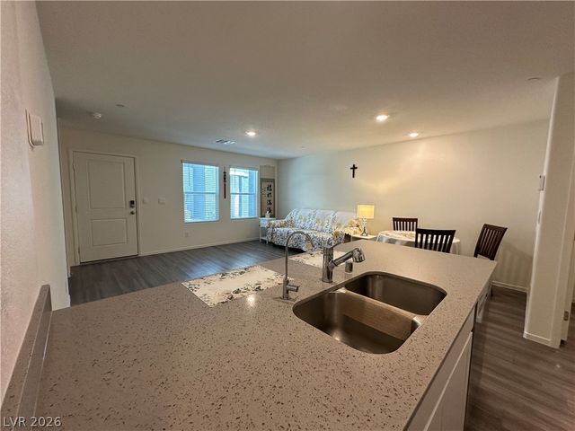 4926 Pear Mesa Avenue, Las Vegas, NV 89139