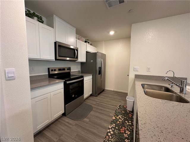 4926 Pear Mesa Avenue, Las Vegas, NV 89139