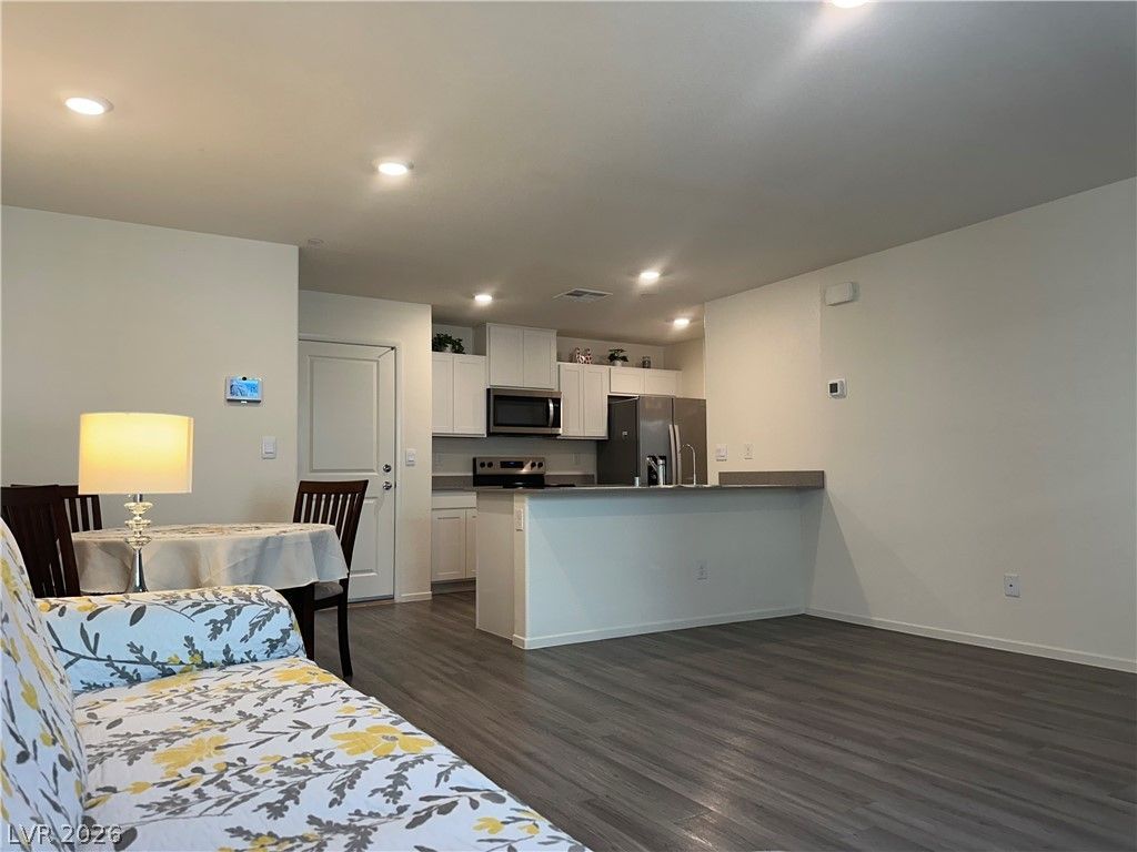 4926 Pear Mesa Avenue, Las Vegas, NV 89139