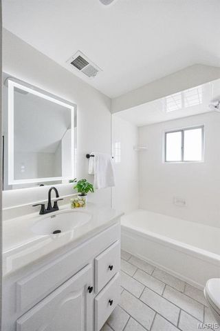 918 Nancy Carol Lane, Glendale, MO 63122