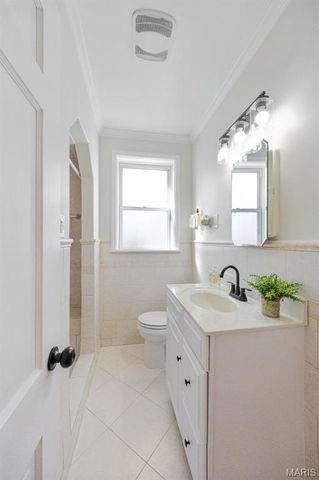 918 Nancy Carol Lane, Glendale, MO 63122