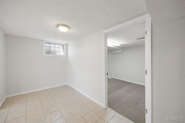 918 Nancy Carol Lane, Glendale, MO 63122