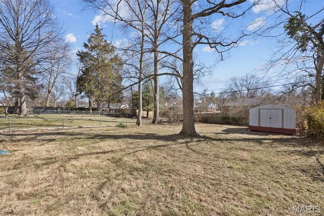 918 Nancy Carol Lane, Glendale, MO 63122