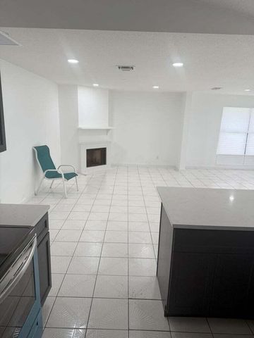 1334 N Mangonia Drive Drive, West Palm Beach, FL 33401