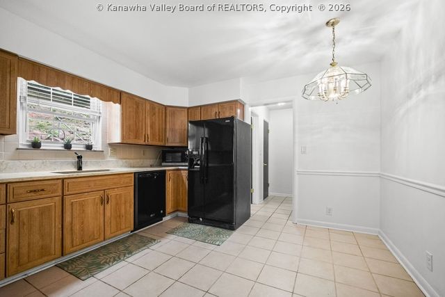 851 Carroll Road, Charleston, WV 25314