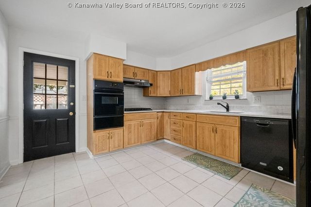 851 Carroll Road, Charleston, WV 25314