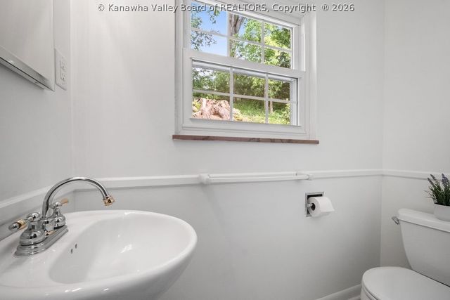 851 Carroll Road, Charleston, WV 25314