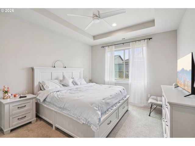 8085 Se REDDINGTON St, Hillsboro, OR 97123