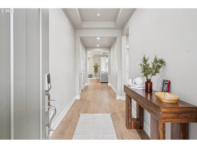 8085 Se REDDINGTON St, Hillsboro, OR 97123