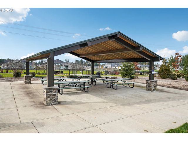 8085 Se REDDINGTON St, Hillsboro, OR 97123