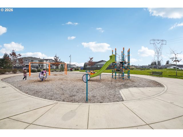 8085 Se REDDINGTON St, Hillsboro, OR 97123