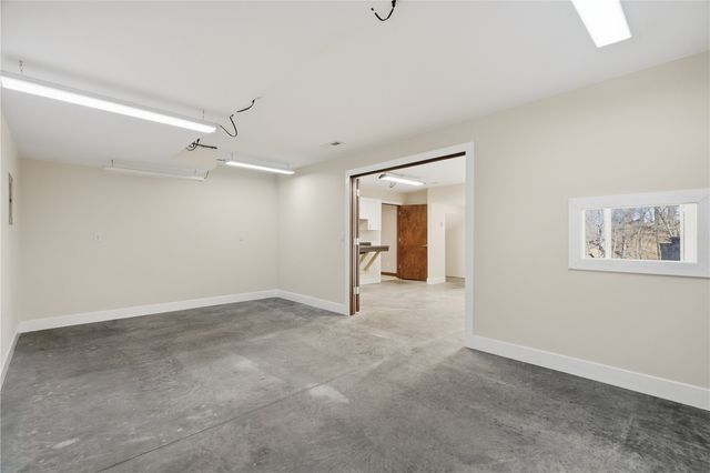 4330 Fawn Hill Court SE, Cedar Rapids, IA 52403