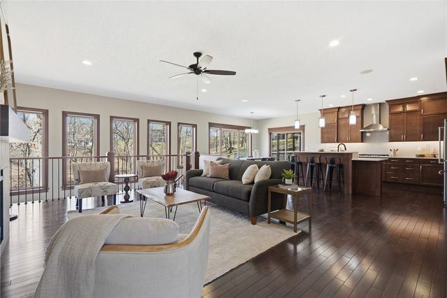 4330 Fawn Hill Court SE, Cedar Rapids, IA 52403