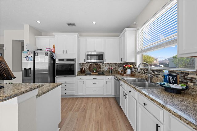 3452 GOLDENEYE LANE, St Cloud, FL 34772