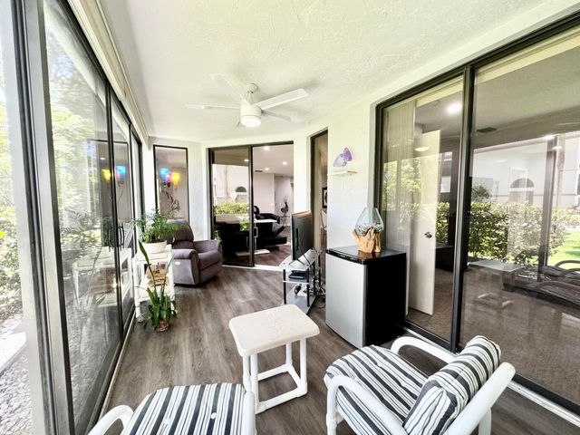 5135 Floria Drive E, Boynton Beach, FL 33437