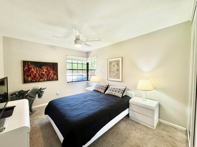 5135 Floria Drive E, Boynton Beach, FL 33437