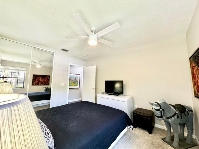 5135 Floria Drive E, Boynton Beach, FL 33437