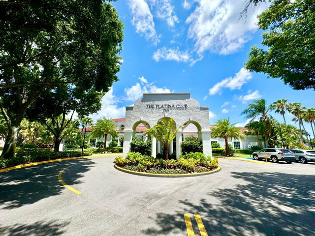 5135 Floria Drive E, Boynton Beach, FL 33437