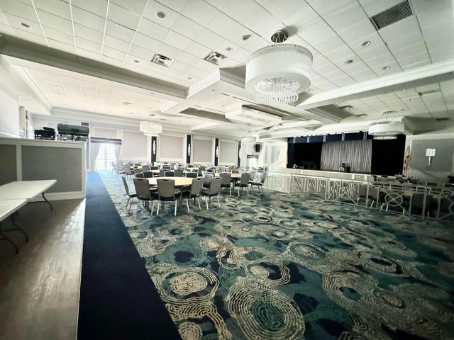 5135 Floria Drive E, Boynton Beach, FL 33437