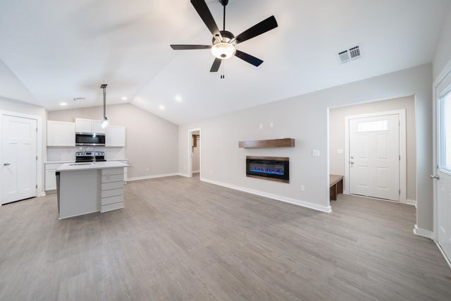 16912 W Lawson St, Goddard, KS 67052