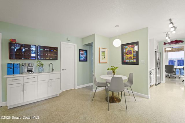 514 Cocoa Isles Boulevard, Cocoa Beach, FL 32931