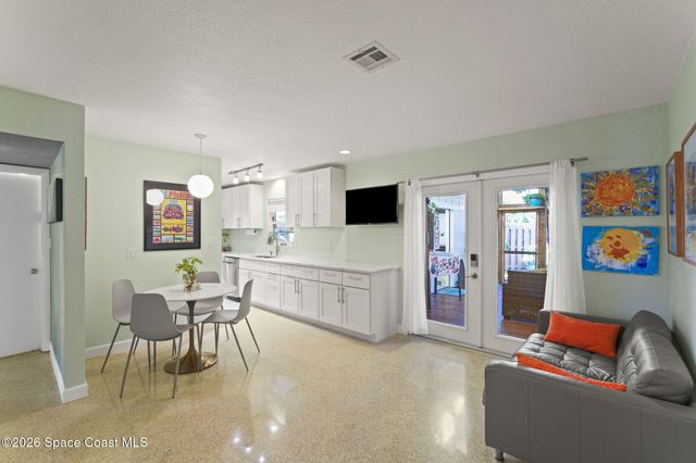 514 Cocoa Isles Boulevard, Cocoa Beach, FL 32931