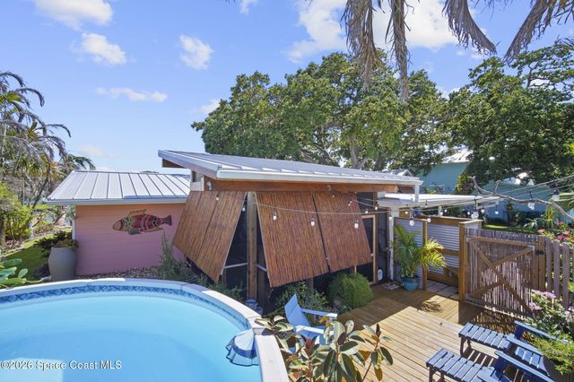 514 Cocoa Isles Boulevard, Cocoa Beach, FL 32931