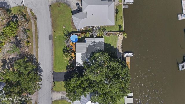 514 Cocoa Isles Boulevard, Cocoa Beach, FL 32931
