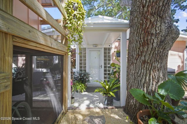 514 Cocoa Isles Boulevard, Cocoa Beach, FL 32931