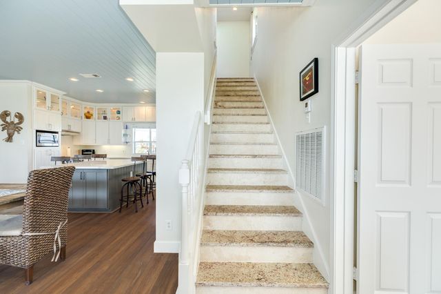 18810 W De Vaca Lane, Galveston, TX 77554