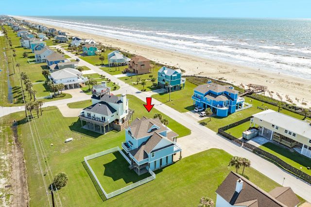 18810 W De Vaca Lane, Galveston, TX 77554