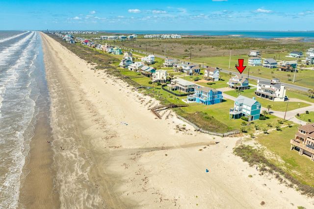 18810 W De Vaca Lane, Galveston, TX 77554