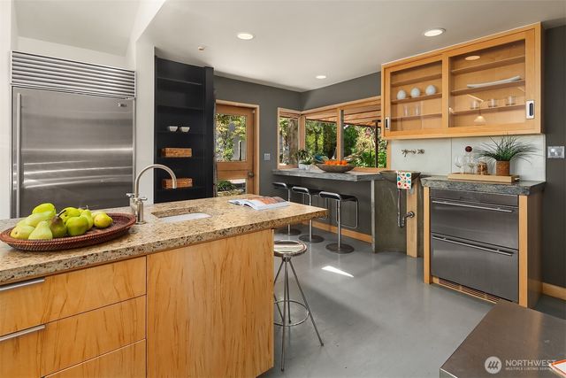 3023 E Laurelhurst Drive NE, Seattle, WA 98105
