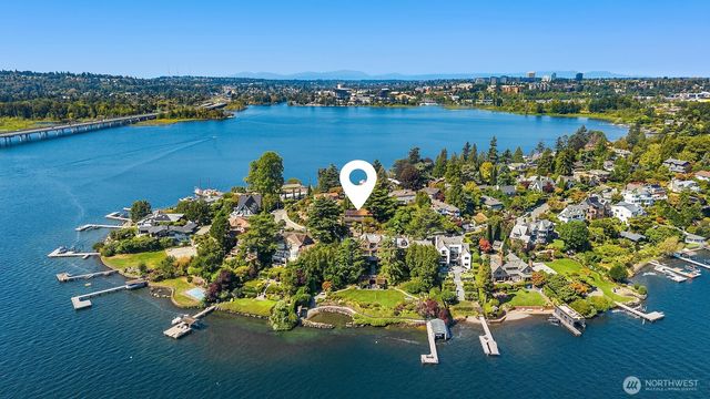 3023 E Laurelhurst Drive NE, Seattle, WA 98105