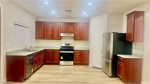 154 La Padania Avenue, Las Vegas, NV 89183