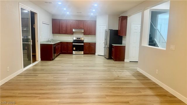 154 La Padania Avenue, Las Vegas, NV 89183