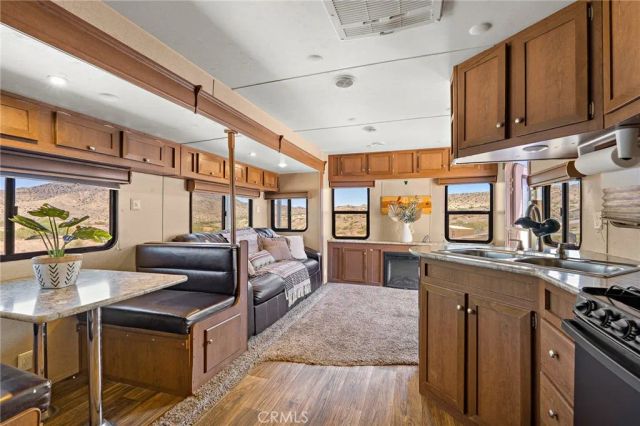 1111 Saratoga, Pioneertown, CA 92268