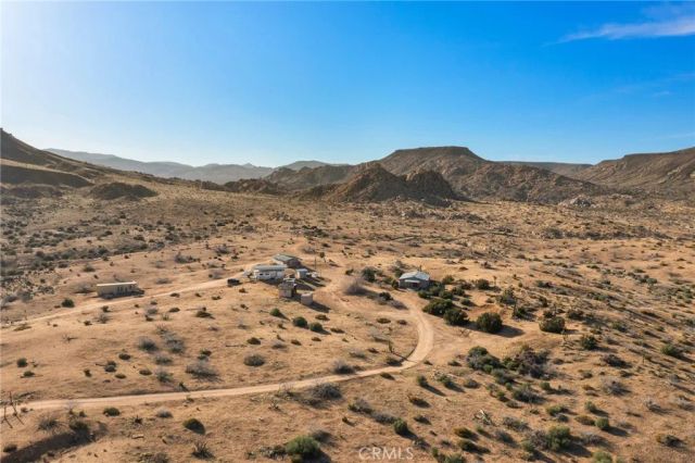 1111 Saratoga, Pioneertown, CA 92268