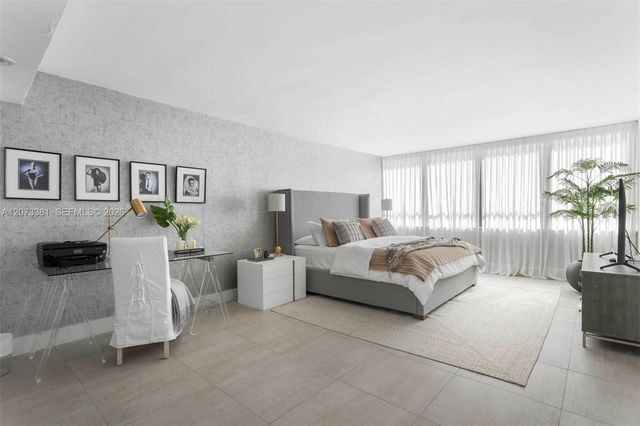 2 Grove Isle Drive B1005, Miami, FL 33133