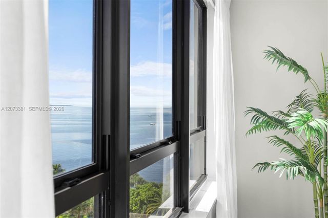 2 Grove Isle Drive B1005, Miami, FL 33133