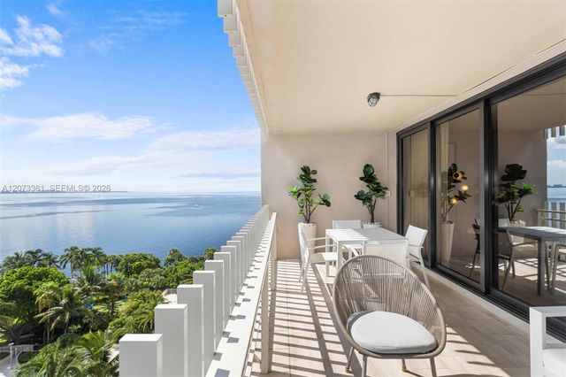 2 Grove Isle Drive B1005, Miami, FL 33133