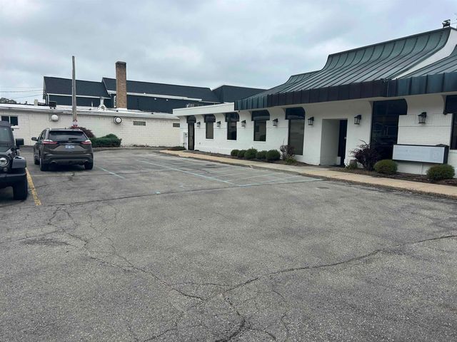 522 E Front, Traverse City, MI 49686