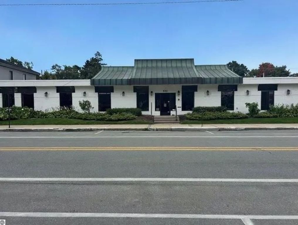 522 E Front, Traverse City, MI 49686