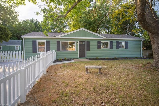 4720 Whistler LN, Virginia Beach, VA 23455