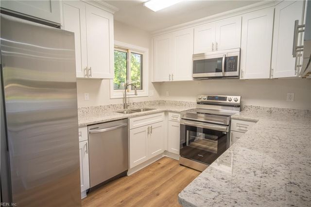 4720 Whistler LN, Virginia Beach, VA 23455