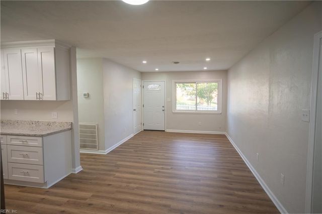 4720 Whistler LN, Virginia Beach, VA 23455