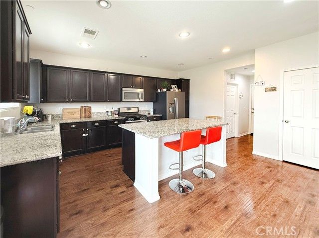 29325 Centerfield, Lake Elsinore, CA 92530