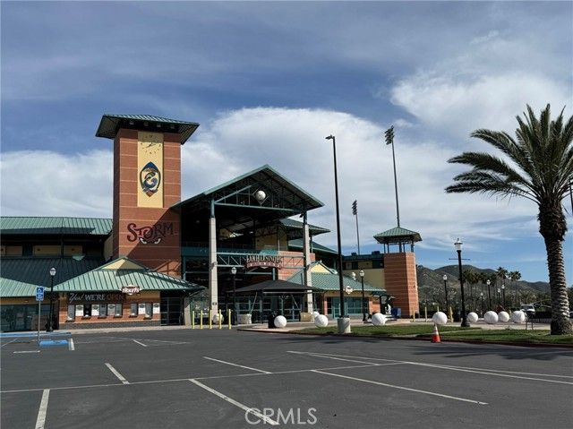 29325 Centerfield, Lake Elsinore, CA 92530